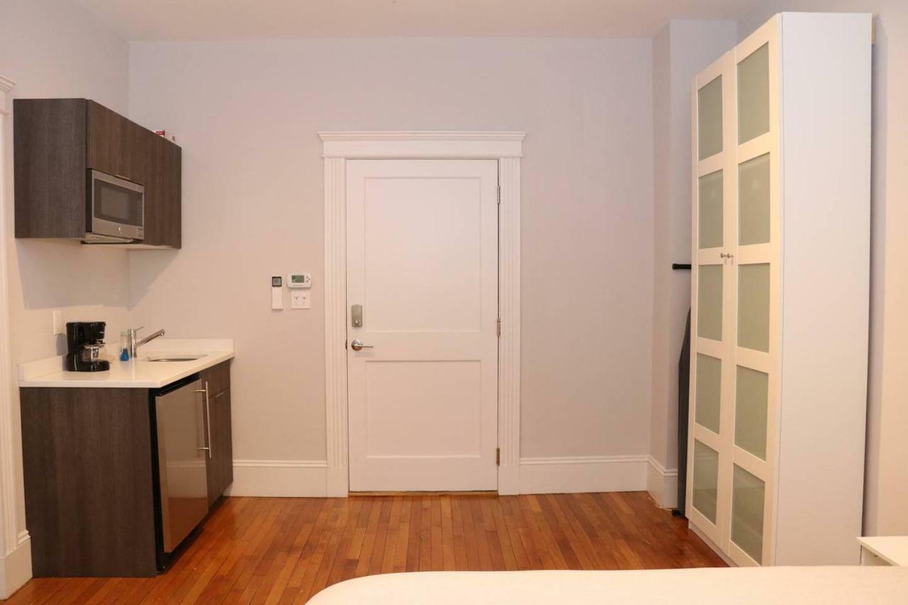 A Stylish Stay W/ A Queen Bed, Heated Floors.. #15 Μπρούκλαϊν Εξωτερικό φωτογραφία